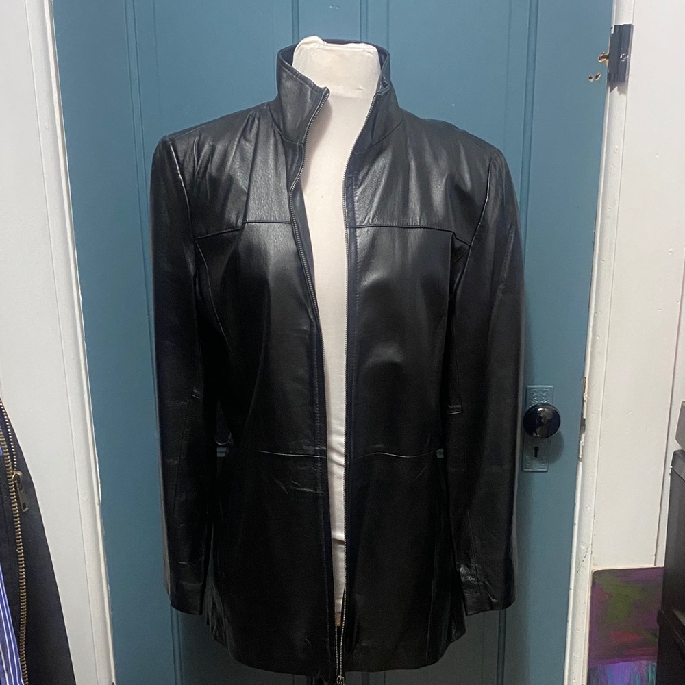 Elegant Black Leather Women's Jacket